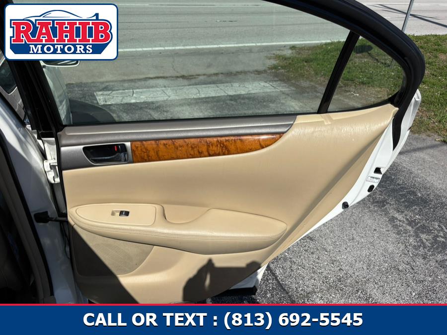 2005 Lexus ES 330 4dr Sdn, available for sale in Winter Park, Florida | Rahib Motors. Winter Park, Florida 2005 Lexus ES 330 4dr Sdn, available for sale in Winter Park, Florida | Rahib Motors. Winter Park, Florida