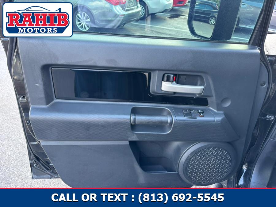 2007 Toyota FJ Cruiser 2WD 4dr Auto, available for sale in Orlando, Florida | RAHIB INC. Orlando, Florida 2007 Toyota FJ Cruiser 2WD 4dr Auto, available for sale in Orlando, Florida | RAHIB INC. Orlando, Florida