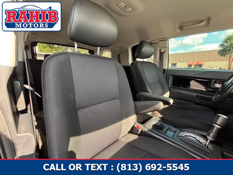 2007 Toyota FJ Cruiser 2WD 4dr Auto, available for sale in Orlando, Florida | RAHIB INC. Orlando, Florida 2007 Toyota FJ Cruiser 2WD 4dr Auto, available for sale in Orlando, Florida | RAHIB INC. Orlando, Florida