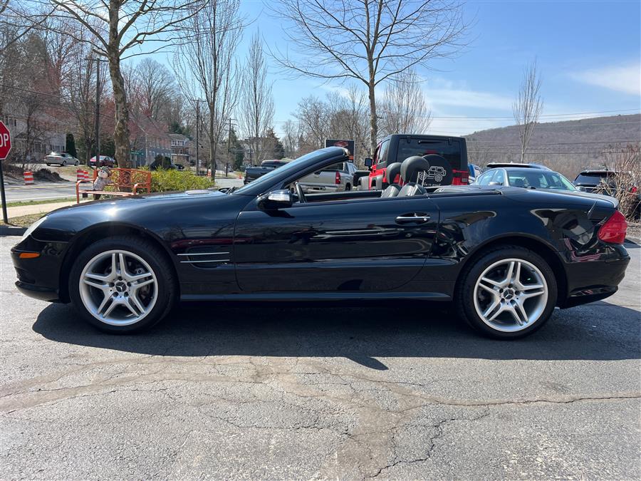 2006 Mercedes-Benz SL-Class 2dr Roadster 5.0L, available for sale in Canton, Connecticut | Lava Motors. Canton, Connecticut 2006 Mercedes-Benz SL-Class 2dr Roadster 5.0L, available for sale in Canton, Connecticut | Lava Motors. Canton, Connecticut