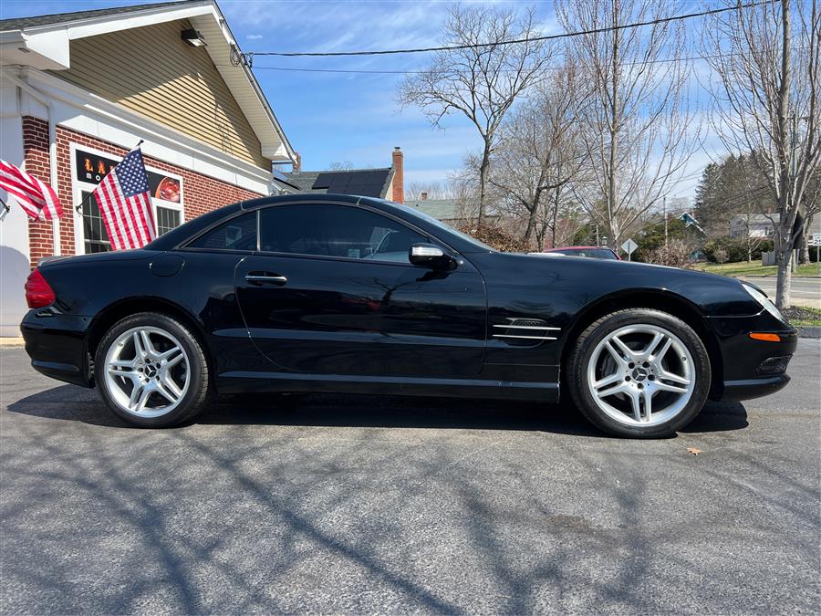 2006 Mercedes-Benz SL-Class 2dr Roadster 5.0L, available for sale in Canton, Connecticut | Lava Motors. Canton, Connecticut 2006 Mercedes-Benz SL-Class 2dr Roadster 5.0L, available for sale in Canton, Connecticut | Lava Motors. Canton, Connecticut
