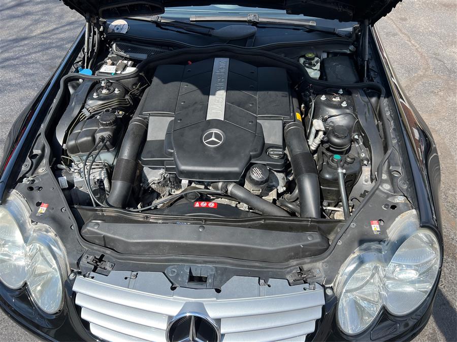 2006 Mercedes-Benz SL-Class 2dr Roadster 5.0L, available for sale in Canton, Connecticut | Lava Motors. Canton, Connecticut 2006 Mercedes-Benz SL-Class 2dr Roadster 5.0L, available for sale in Canton, Connecticut | Lava Motors. Canton, Connecticut