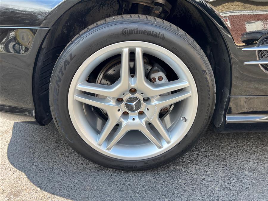 2006 Mercedes-Benz SL-Class 2dr Roadster 5.0L, available for sale in Canton, Connecticut | Lava Motors. Canton, Connecticut 2006 Mercedes-Benz SL-Class 2dr Roadster 5.0L, available for sale in Canton, Connecticut | Lava Motors. Canton, Connecticut