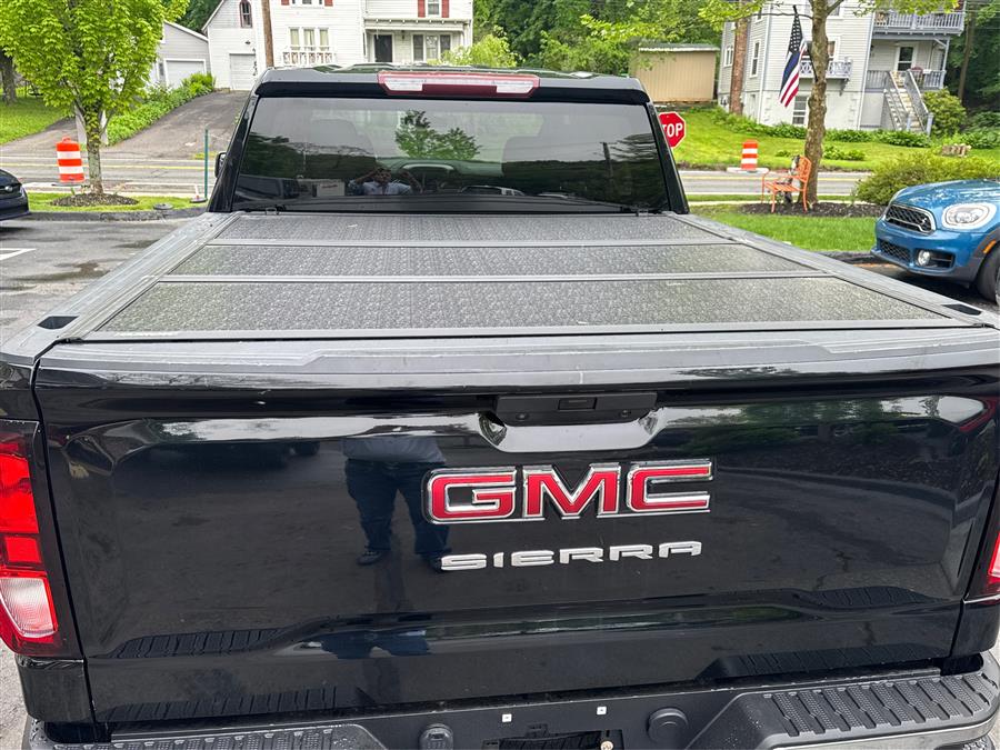 2021 GMC Sierra 1500 4WD Crew Cab 147", available for sale in Canton, Connecticut | Lava Motors. Canton, Connecticut 2021 GMC Sierra 1500 4WD Crew Cab 147", available for sale in Canton, Connecticut | Lava Motors. Canton, Connecticut