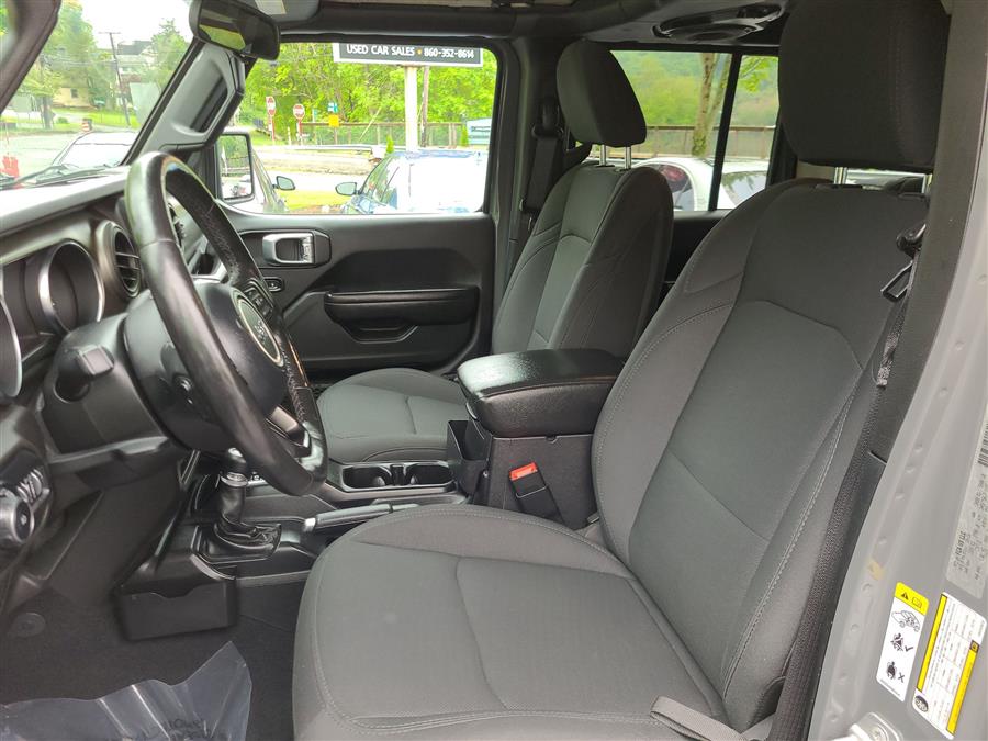 2018 Jeep Wrangler Unlimited Sport 4x4, available for sale in Canton, Connecticut | Lava Motors. Canton, Connecticut 2018 Jeep Wrangler Unlimited Sport 4x4, available for sale in Canton, Connecticut | Lava Motors. Canton, Connecticut