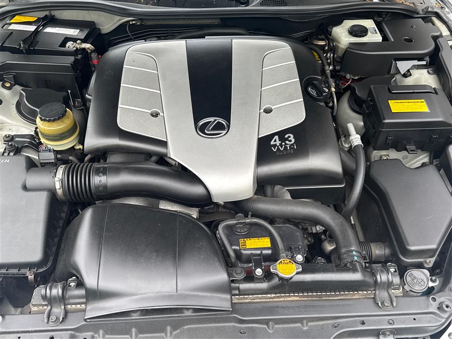 2005 Lexus SC 430 2dr Convertible, available for sale in Canton, Connecticut | Lava Motors. Canton, Connecticut 2005 Lexus SC 430 2dr Convertible, available for sale in Canton, Connecticut | Lava Motors. Canton, Connecticut