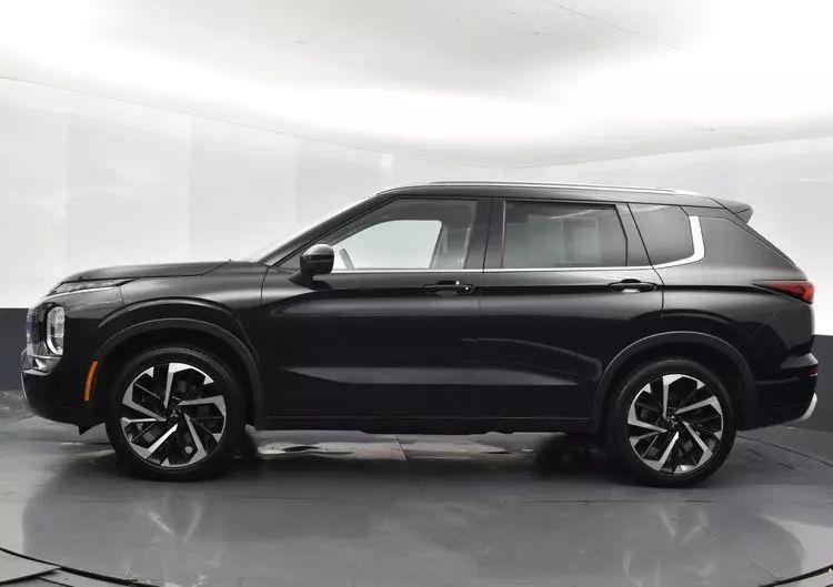 2023 Mitsubishi Outlander SEL Sport Utility 4D, available for sale in Irvington, New Jersey | NJ Used Cars Center. Irvington, New Jersey 2023 Mitsubishi Outlander SEL Sport Utility 4D, available for sale in Irvington, New Jersey | NJ Used Cars Center. Irvington, New Jersey