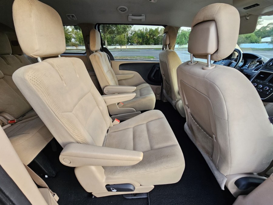 2016 Dodge Grand Caravan 4dr Wgn SXT FWD, available for sale in Longwood, Florida | Majestic Autos Inc.. Longwood, Florida 2016 Dodge Grand Caravan 4dr Wgn SXT FWD, available for sale in Longwood, Florida | Majestic Autos Inc.. Longwood, Florida