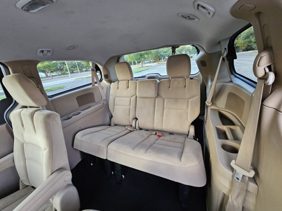 2016 Dodge Grand Caravan 4dr Wgn SXT FWD, available for sale in Longwood, Florida | Majestic Autos Inc.. Longwood, Florida 2016 Dodge Grand Caravan 4dr Wgn SXT FWD, available for sale in Longwood, Florida | Majestic Autos Inc.. Longwood, Florida