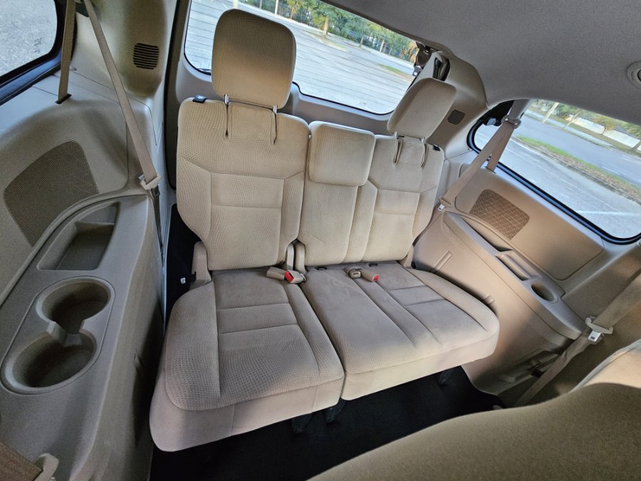 2016 Dodge Grand Caravan 4dr Wgn SXT FWD, available for sale in Longwood, Florida | Majestic Autos Inc.. Longwood, Florida 2016 Dodge Grand Caravan 4dr Wgn SXT FWD, available for sale in Longwood, Florida | Majestic Autos Inc.. Longwood, Florida