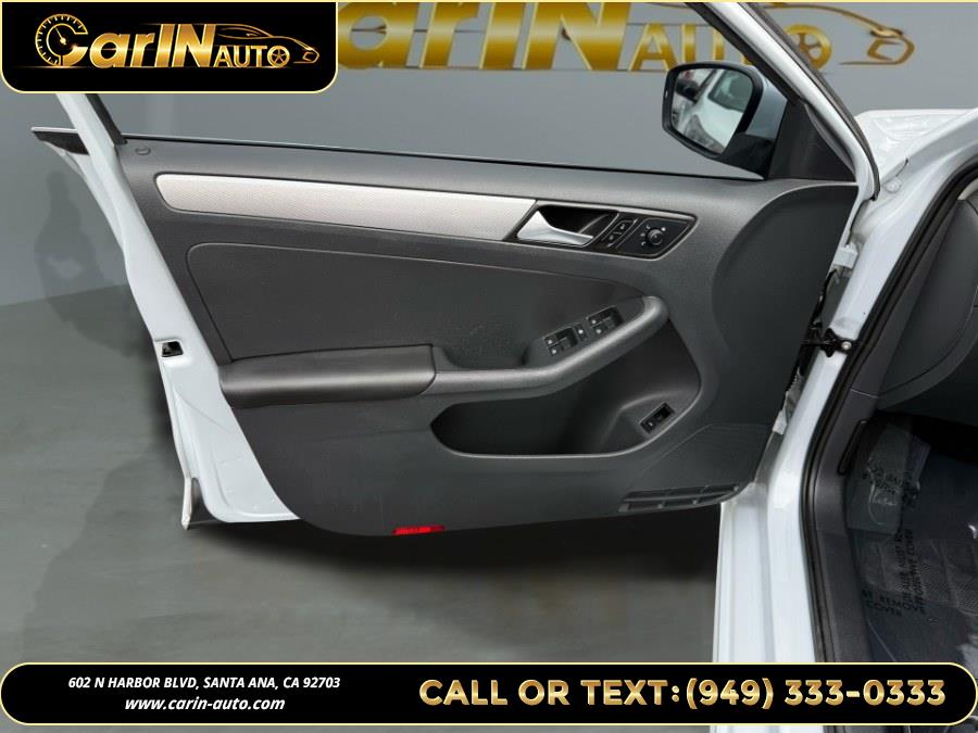 2017 Volkswagen Jetta 1.4T SE Auto, available for sale in Santa Ana, California | Carin Auto. Santa Ana, California 2017 Volkswagen Jetta 1.4T SE Auto, available for sale in Santa Ana, California | Carin Auto. Santa Ana, California