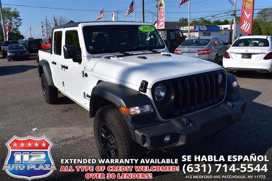 Used 2021 Jeep Gladiator in Patchogue, New York | 112 Auto Plaza. Patchogue, New York