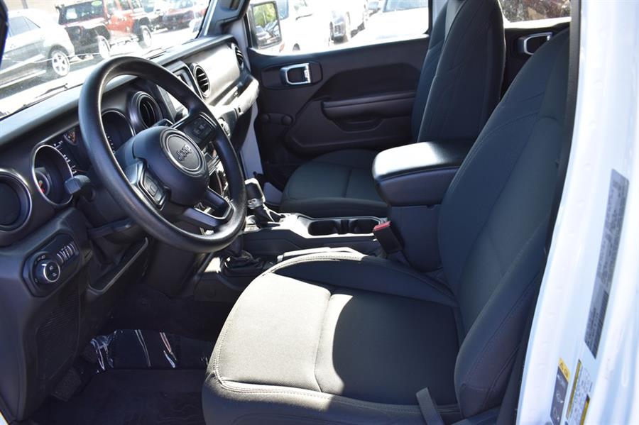 2021 Jeep Gladiator SPORT, available for sale in Patchogue, New York | 112 Auto Plaza. Patchogue, New York 2021 Jeep Gladiator SPORT, available for sale in Patchogue, New York | 112 Auto Plaza. Patchogue, New York