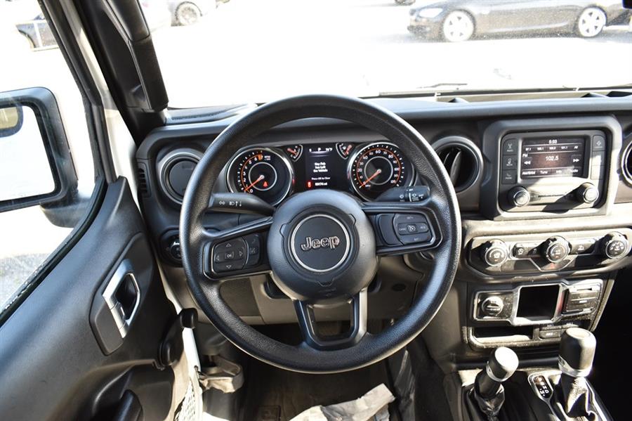2021 Jeep Gladiator SPORT, available for sale in Patchogue, New York | 112 Auto Plaza. Patchogue, New York 2021 Jeep Gladiator SPORT, available for sale in Patchogue, New York | 112 Auto Plaza. Patchogue, New York