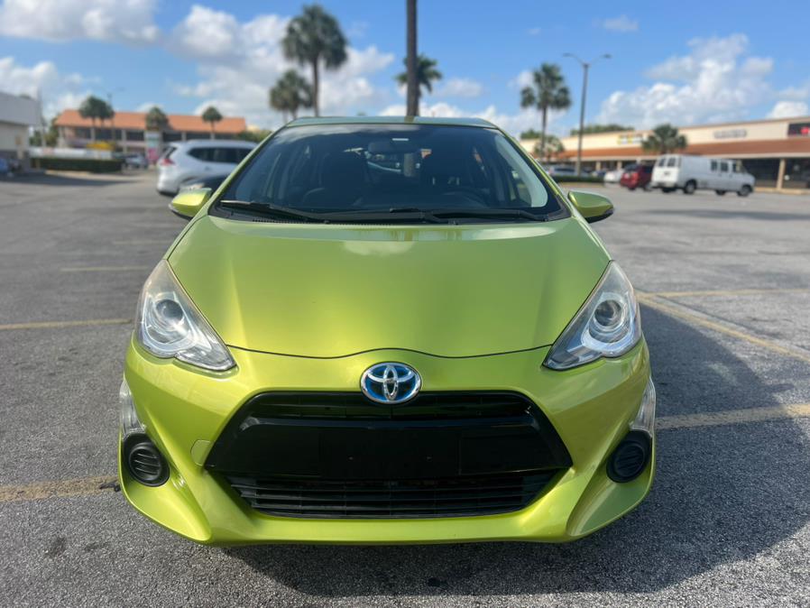 2015 Toyota Prius c 5dr HB Two (Natl), available for sale in Hialeah, Florida | The Palm Motors LLC. Hialeah, Florida 2015 Toyota Prius c 5dr HB Two (Natl), available for sale in Hialeah, Florida | The Palm Motors LLC. Hialeah, Florida