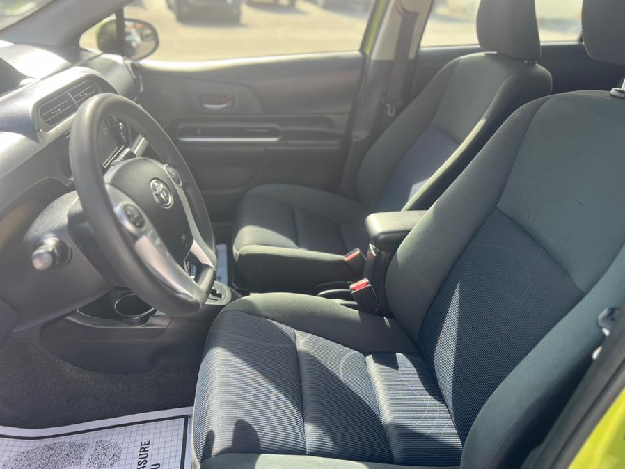2015 Toyota Prius c 5dr HB Two (Natl), available for sale in Hialeah, Florida | The Palm Motors LLC. Hialeah, Florida 2015 Toyota Prius c 5dr HB Two (Natl), available for sale in Hialeah, Florida | The Palm Motors LLC. Hialeah, Florida