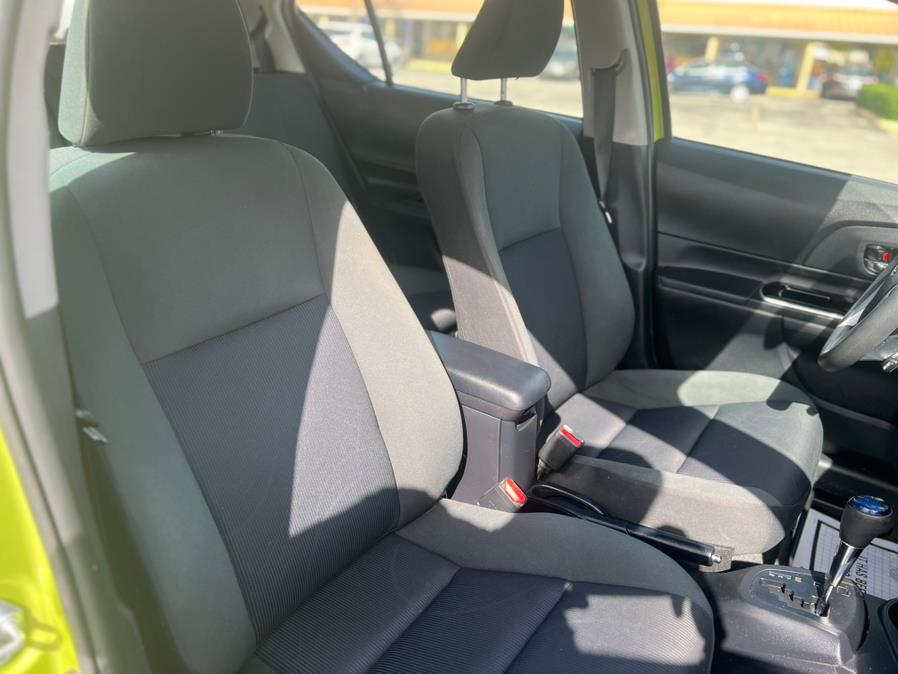 2015 Toyota Prius c 5dr HB Two (Natl), available for sale in Hialeah, Florida | The Palm Motors LLC. Hialeah, Florida 2015 Toyota Prius c 5dr HB Two (Natl), available for sale in Hialeah, Florida | The Palm Motors LLC. Hialeah, Florida