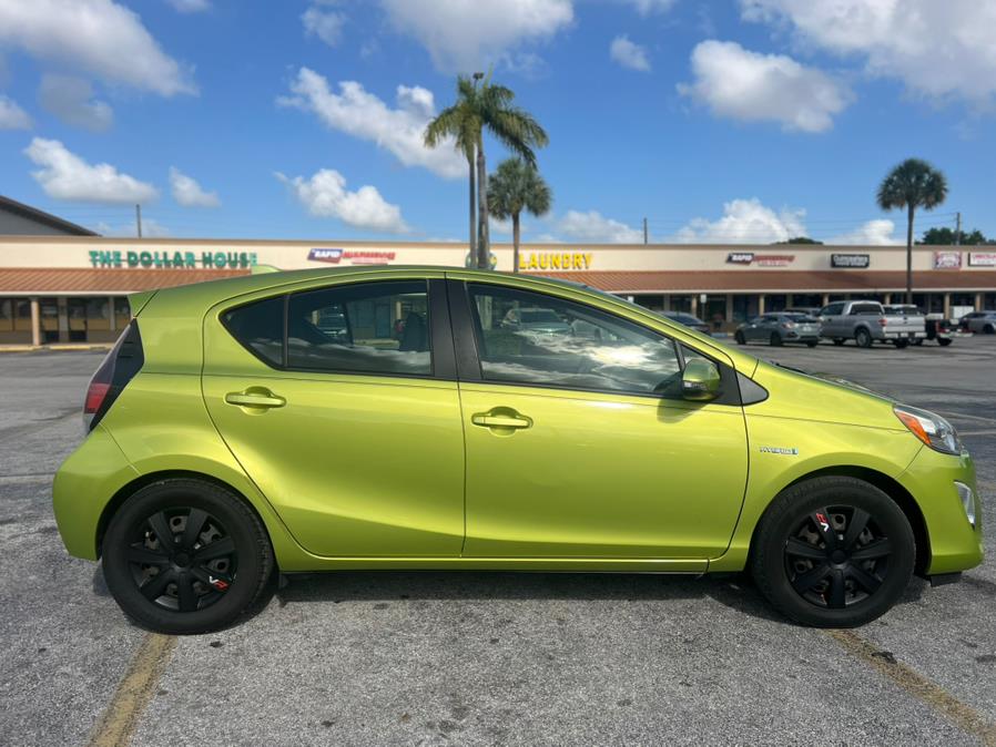 2015 Toyota Prius c 5dr HB Two (Natl), available for sale in Hialeah, Florida | The Palm Motors LLC. Hialeah, Florida 2015 Toyota Prius c 5dr HB Two (Natl), available for sale in Hialeah, Florida | The Palm Motors LLC. Hialeah, Florida
