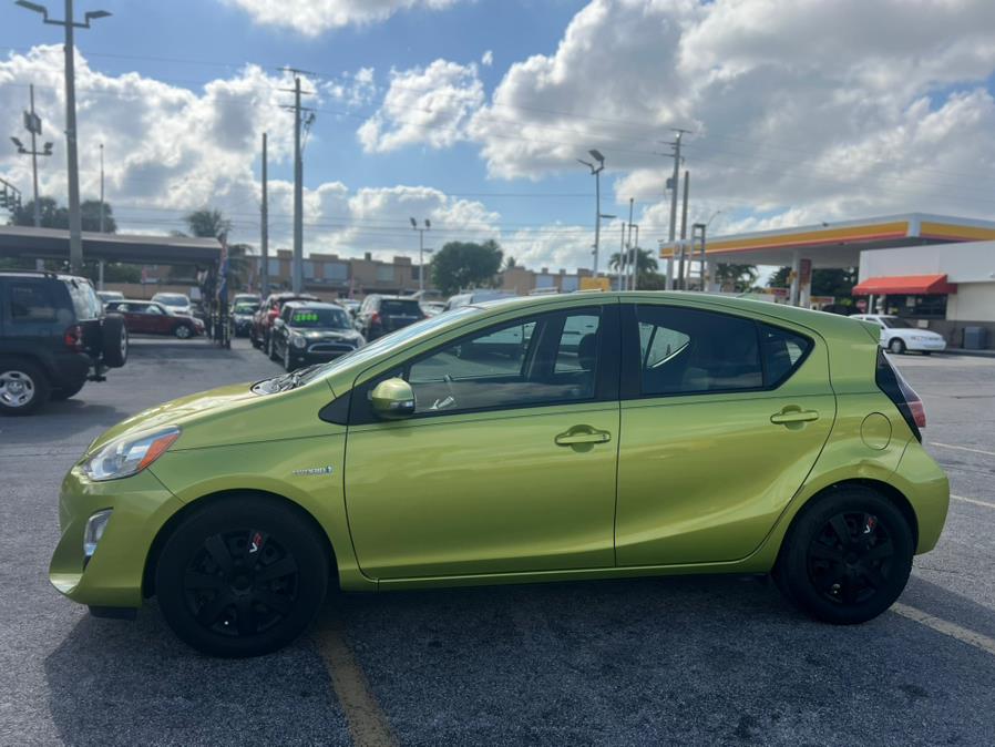 2015 Toyota Prius c 5dr HB Two (Natl), available for sale in Hialeah, Florida | The Palm Motors LLC. Hialeah, Florida 2015 Toyota Prius c 5dr HB Two (Natl), available for sale in Hialeah, Florida | The Palm Motors LLC. Hialeah, Florida