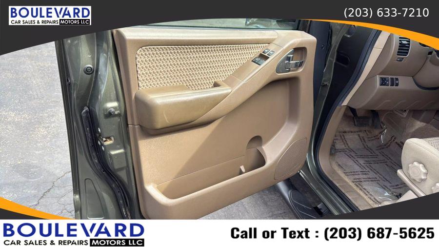 2005 Nissan Frontier King Cab LE Pickup 2D 6 ft, available for sale in New Haven, Connecticut | Boulevard Motors LLC. New Haven, Connecticut 2005 Nissan Frontier King Cab LE Pickup 2D 6 ft, available for sale in New Haven, Connecticut | Boulevard Motors LLC. New Haven, Connecticut