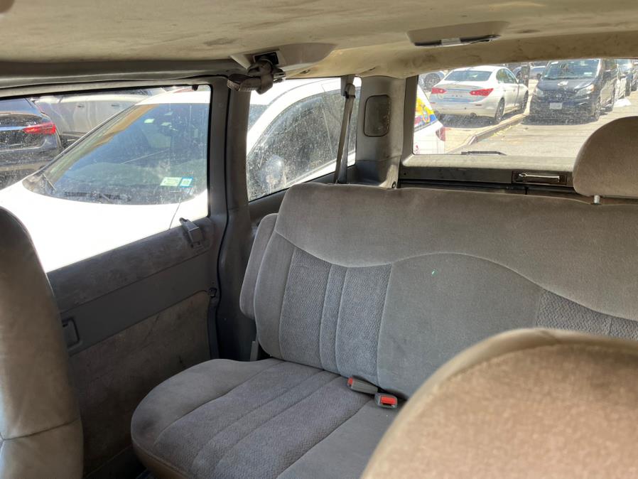 2005 GMC Safari Passenger Ext 111" WB RWD, available for sale in Corona, New York | Raymonds Cars Inc. Corona, New York 2005 GMC Safari Passenger Ext 111" WB RWD, available for sale in Corona, New York | Raymonds Cars Inc. Corona, New York