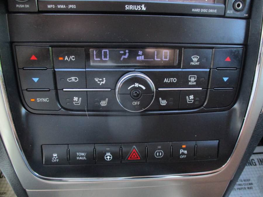 2011 Jeep Grand Cherokee 4WD 4dr Overland, available for sale in Meriden, Connecticut | Cos Central Auto. Meriden, Connecticut 2011 Jeep Grand Cherokee 4WD 4dr Overland, available for sale in Meriden, Connecticut | Cos Central Auto. Meriden, Connecticut