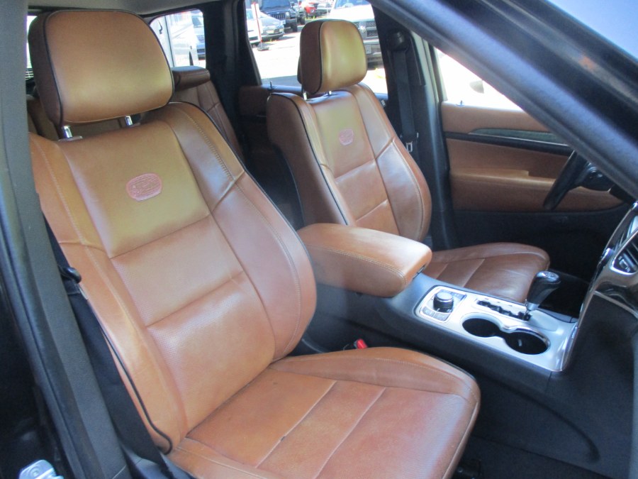 2011 Jeep Grand Cherokee 4WD 4dr Overland, available for sale in Meriden, Connecticut | Cos Central Auto. Meriden, Connecticut 2011 Jeep Grand Cherokee 4WD 4dr Overland, available for sale in Meriden, Connecticut | Cos Central Auto. Meriden, Connecticut