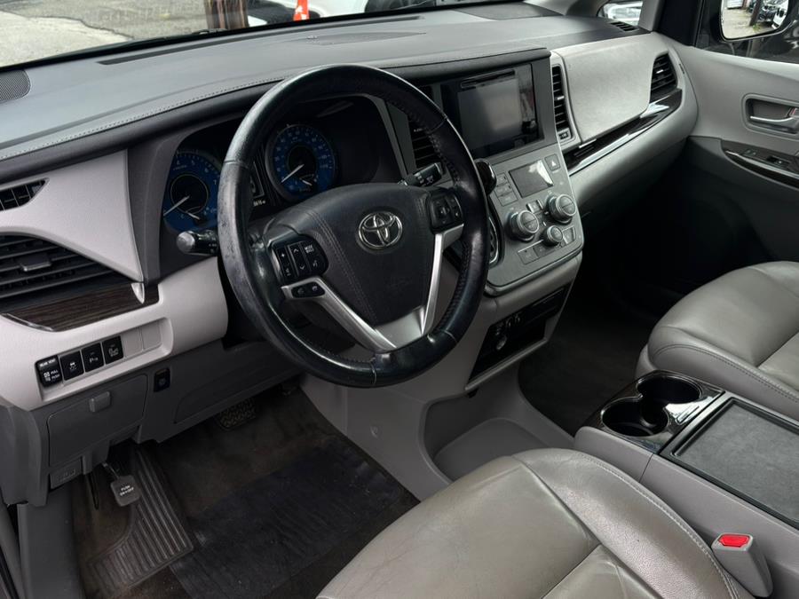 2015 Toyota Sienna 5dr 8-Pass Van XLE FWD (Natl), available for sale in Brooklyn, New York | Carsbuck Inc.. Brooklyn, New York 2015 Toyota Sienna 5dr 8-Pass Van XLE FWD (Natl), available for sale in Brooklyn, New York | Carsbuck Inc.. Brooklyn, New York