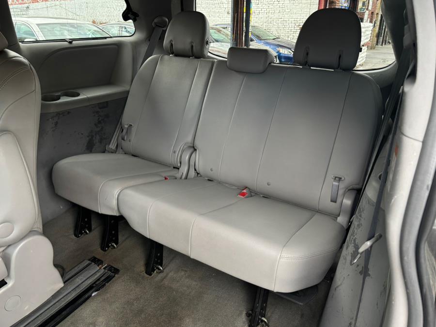 2015 Toyota Sienna 5dr 8-Pass Van XLE FWD (Natl), available for sale in Brooklyn, New York | Carsbuck Inc.. Brooklyn, New York 2015 Toyota Sienna 5dr 8-Pass Van XLE FWD (Natl), available for sale in Brooklyn, New York | Carsbuck Inc.. Brooklyn, New York