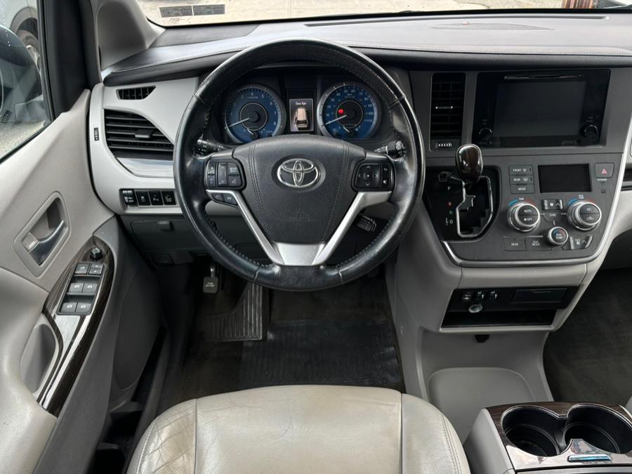2015 Toyota Sienna 5dr 8-Pass Van XLE FWD (Natl), available for sale in Brooklyn, New York | Carsbuck Inc.. Brooklyn, New York 2015 Toyota Sienna 5dr 8-Pass Van XLE FWD (Natl), available for sale in Brooklyn, New York | Carsbuck Inc.. Brooklyn, New York