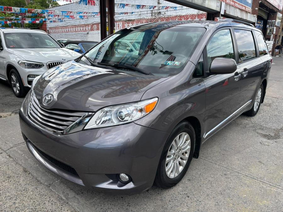 2015 Toyota Sienna 5dr 8-Pass Van XLE FWD (Natl), available for sale in Brooklyn, New York | Carsbuck Inc.. Brooklyn, New York 2015 Toyota Sienna 5dr 8-Pass Van XLE FWD (Natl), available for sale in Brooklyn, New York | Carsbuck Inc.. Brooklyn, New York