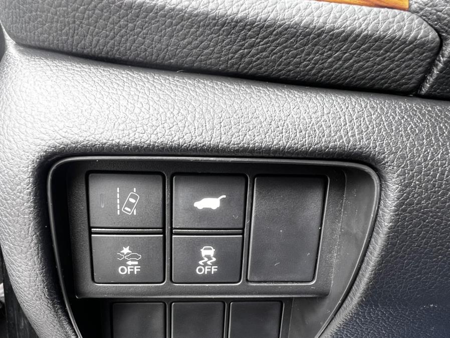 2017 Honda CR-V Touring AWD, available for sale in Worcester, Massachusetts | Sophia's Auto Sales Inc. Worcester, Massachusetts 2017 Honda CR-V Touring AWD, available for sale in Worcester, Massachusetts | Sophia's Auto Sales Inc. Worcester, Massachusetts