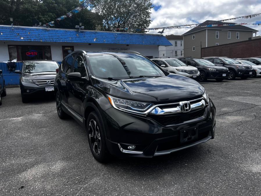 2017 Honda CR-V Touring AWD, available for sale in Worcester, Massachusetts | Sophia's Auto Sales Inc. Worcester, Massachusetts 2017 Honda CR-V Touring AWD, available for sale in Worcester, Massachusetts | Sophia's Auto Sales Inc. Worcester, Massachusetts