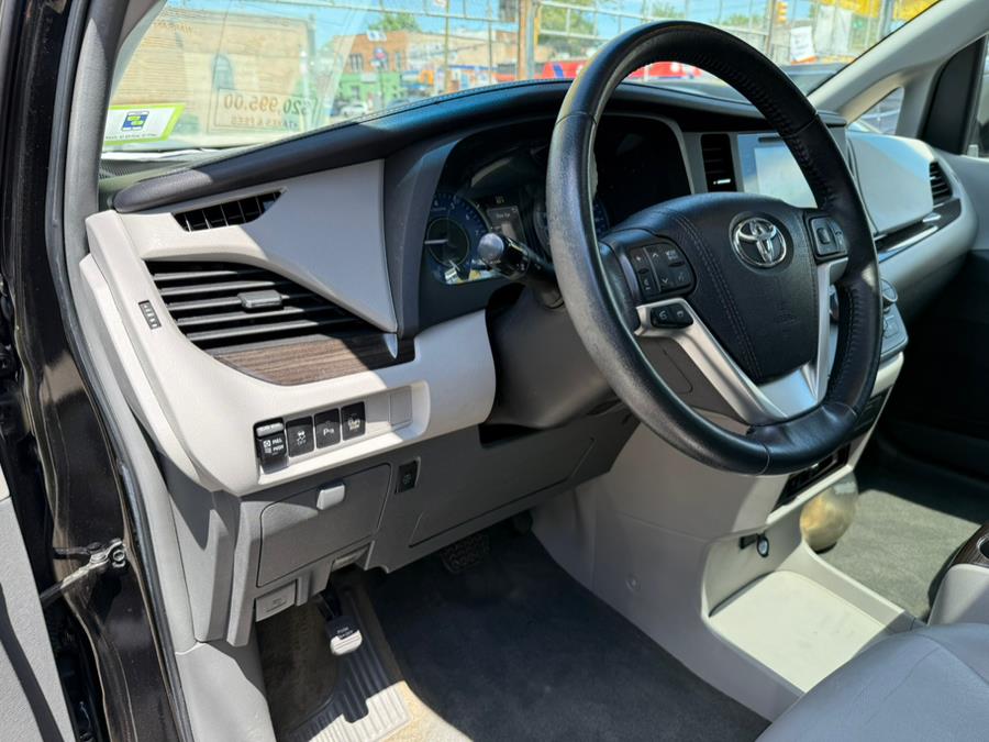 2015 Toyota Sienna 5dr 7-Pass Van XLE Premium AWD (Natl), available for sale in Brooklyn, New York | Worlds Best Auto Inc. Brooklyn, New York 2015 Toyota Sienna 5dr 7-Pass Van XLE Premium AWD (Natl), available for sale in Brooklyn, New York | Worlds Best Auto Inc. Brooklyn, New York