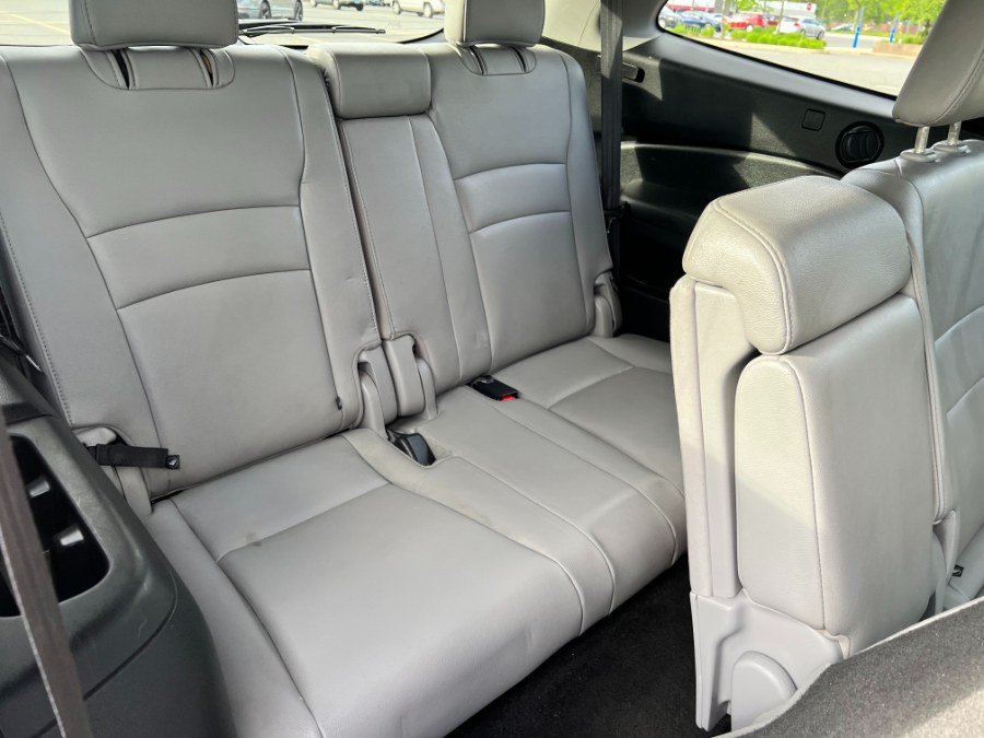 2017 Honda Pilot EX-L AWD, available for sale in Hartford , Connecticut | Ledyard Auto Sale LLC. Hartford , Connecticut 2017 Honda Pilot EX-L AWD, available for sale in Hartford , Connecticut | Ledyard Auto Sale LLC. Hartford , Connecticut