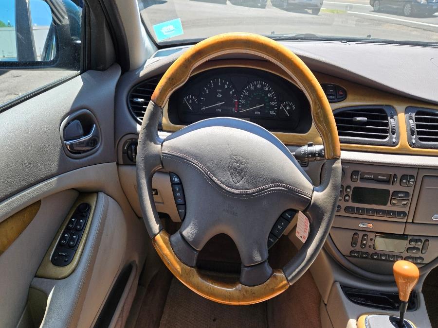 2000 Jaguar S-TYPE 4dr Sdn V6, available for sale in West Haven, Connecticut | Uzun Auto. West Haven, Connecticut 2000 Jaguar S-TYPE 4dr Sdn V6, available for sale in West Haven, Connecticut | Uzun Auto. West Haven, Connecticut