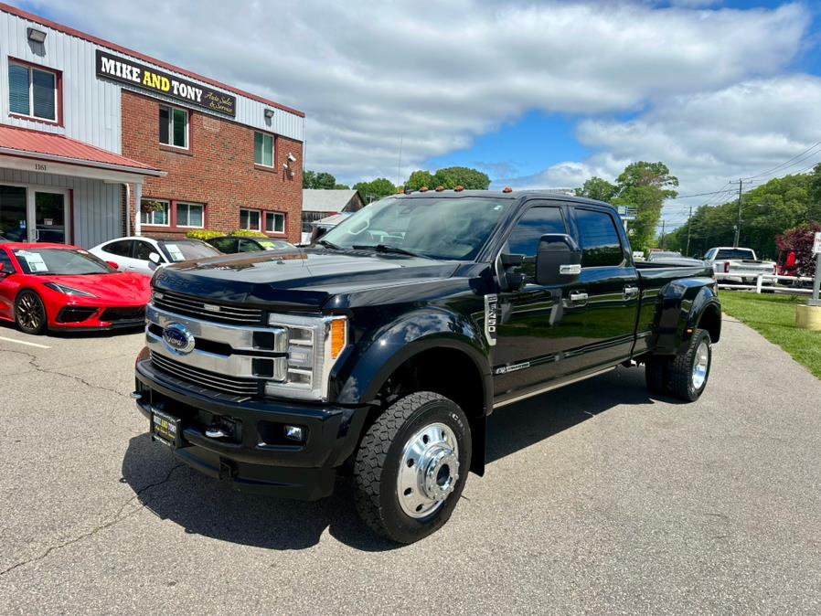 Used 2019 Ford Super Duty F-450 DRW in South Windsor, Connecticut | Mike And Tony Auto Sales, Inc. South Windsor, Connecticut