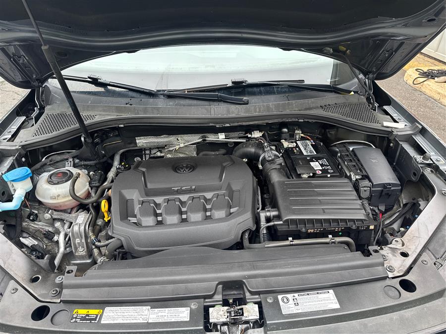 2020 Volkswagen Tiguan 2.0T SEL 4MOTION, available for sale in Canton, Connecticut | Lava Motors. Canton, Connecticut 2020 Volkswagen Tiguan 2.0T SEL 4MOTION, available for sale in Canton, Connecticut | Lava Motors. Canton, Connecticut
