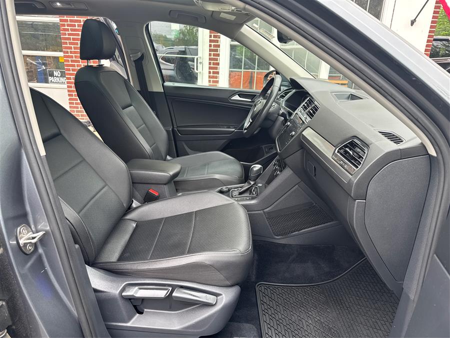 2020 Volkswagen Tiguan 2.0T SEL 4MOTION, available for sale in Canton, Connecticut | Lava Motors. Canton, Connecticut 2020 Volkswagen Tiguan 2.0T SEL 4MOTION, available for sale in Canton, Connecticut | Lava Motors. Canton, Connecticut