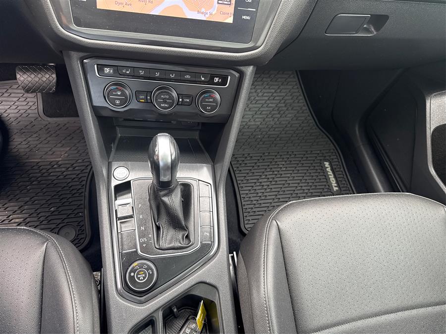 2020 Volkswagen Tiguan 2.0T SEL 4MOTION, available for sale in Canton, Connecticut | Lava Motors. Canton, Connecticut 2020 Volkswagen Tiguan 2.0T SEL 4MOTION, available for sale in Canton, Connecticut | Lava Motors. Canton, Connecticut