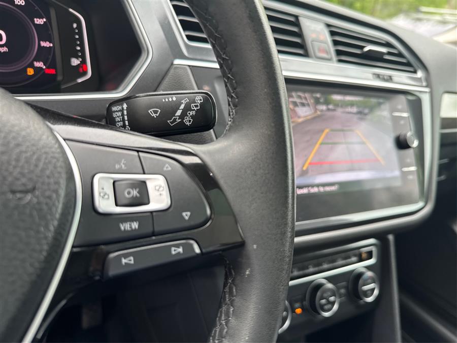 2020 Volkswagen Tiguan 2.0T SEL 4MOTION, available for sale in Canton, Connecticut | Lava Motors. Canton, Connecticut 2020 Volkswagen Tiguan 2.0T SEL 4MOTION, available for sale in Canton, Connecticut | Lava Motors. Canton, Connecticut