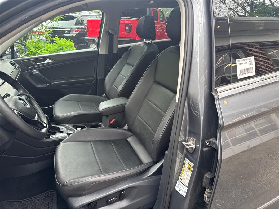 2020 Volkswagen Tiguan 2.0T SEL 4MOTION, available for sale in Canton, Connecticut | Lava Motors. Canton, Connecticut 2020 Volkswagen Tiguan 2.0T SEL 4MOTION, available for sale in Canton, Connecticut | Lava Motors. Canton, Connecticut