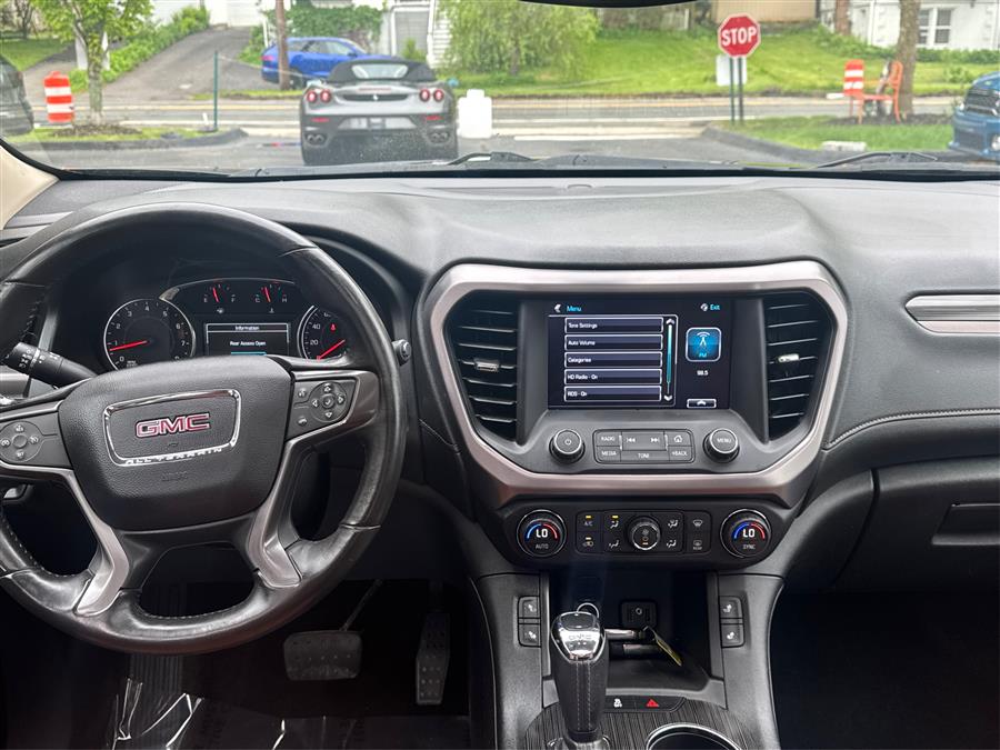 2017 GMC Acadia AWD 4dr SLT w/SLT-1, available for sale in Canton, Connecticut | Lava Motors. Canton, Connecticut 2017 GMC Acadia AWD 4dr SLT w/SLT-1, available for sale in Canton, Connecticut | Lava Motors. Canton, Connecticut