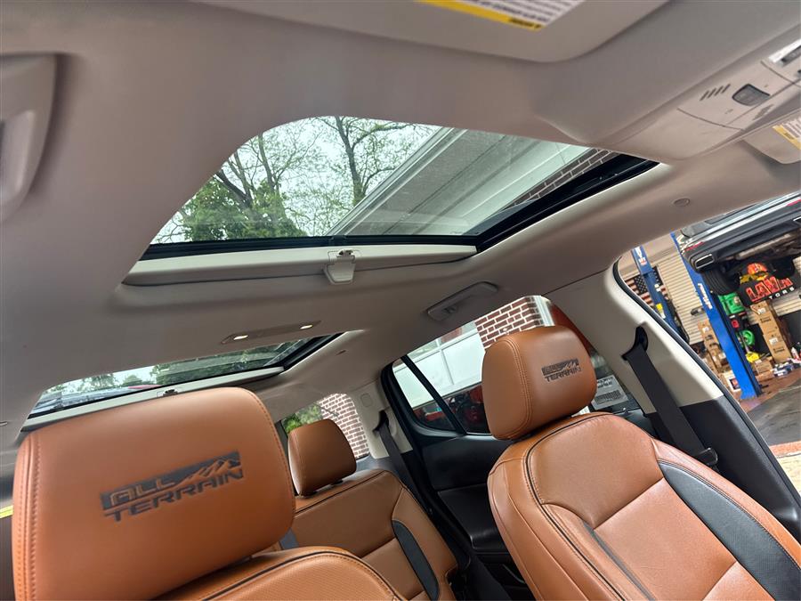 2017 GMC Acadia AWD 4dr SLT w/SLT-1, available for sale in Canton, Connecticut | Lava Motors. Canton, Connecticut 2017 GMC Acadia AWD 4dr SLT w/SLT-1, available for sale in Canton, Connecticut | Lava Motors. Canton, Connecticut