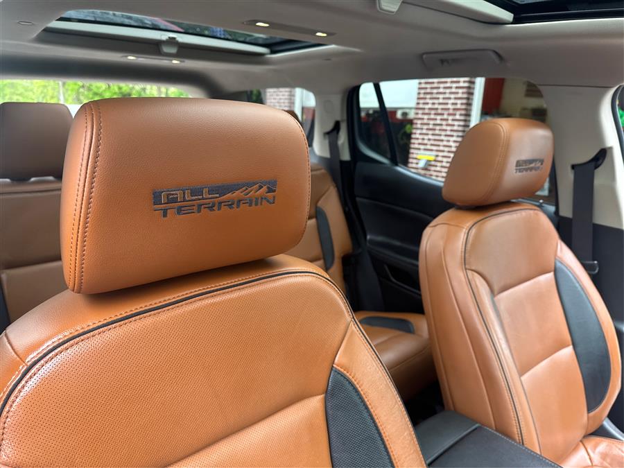 2017 GMC Acadia AWD 4dr SLT w/SLT-1, available for sale in Canton, Connecticut | Lava Motors. Canton, Connecticut 2017 GMC Acadia AWD 4dr SLT w/SLT-1, available for sale in Canton, Connecticut | Lava Motors. Canton, Connecticut