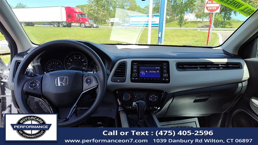 2021 Honda HR-V LX AWD CVT, available for sale in Wilton, Connecticut | Performance Motor Cars Of Connecticut LLC. Wilton, Connecticut 2021 Honda HR-V LX AWD CVT, available for sale in Wilton, Connecticut | Performance Motor Cars Of Connecticut LLC. Wilton, Connecticut