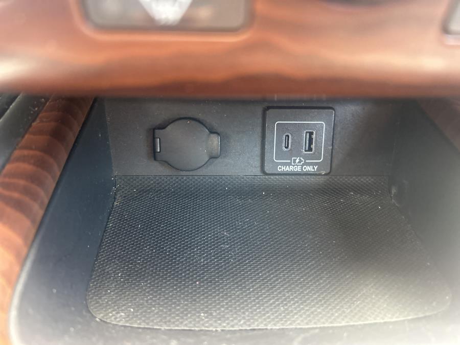 2020 Nissan Pathfinder 4x4 Platinum, available for sale in South Windsor , Connecticut | Ful-line Auto LLC. South Windsor , Connecticut 2020 Nissan Pathfinder 4x4 Platinum, available for sale in South Windsor , Connecticut | Ful-line Auto LLC. South Windsor , Connecticut