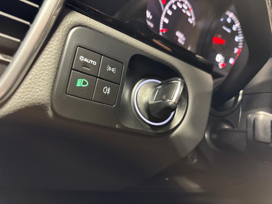 2022 Porsche Cayenne Platinum Edition Coupe AWD, available for sale in Prospect, Connecticut | M Sport Motorwerx. Prospect, Connecticut 2022 Porsche Cayenne Platinum Edition Coupe AWD, available for sale in Prospect, Connecticut | M Sport Motorwerx. Prospect, Connecticut