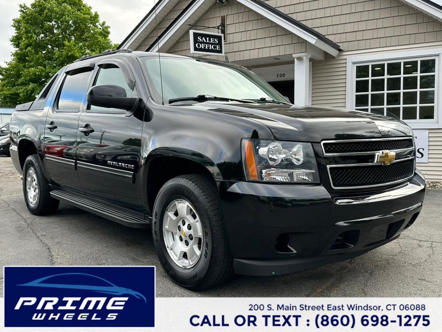 Used 2011 Chevrolet Avalanche in East Windsor, Connecticut | Prime Wheels. East Windsor, Connecticut
