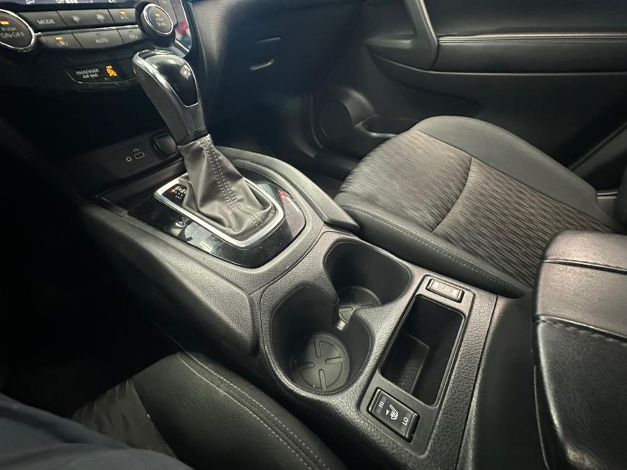 2018 Nissan Rogue AWD SV, available for sale in Inwood, New York | 5 Towns Drive. Inwood, New York 2018 Nissan Rogue AWD SV, available for sale in Inwood, New York | 5 Towns Drive. Inwood, New York